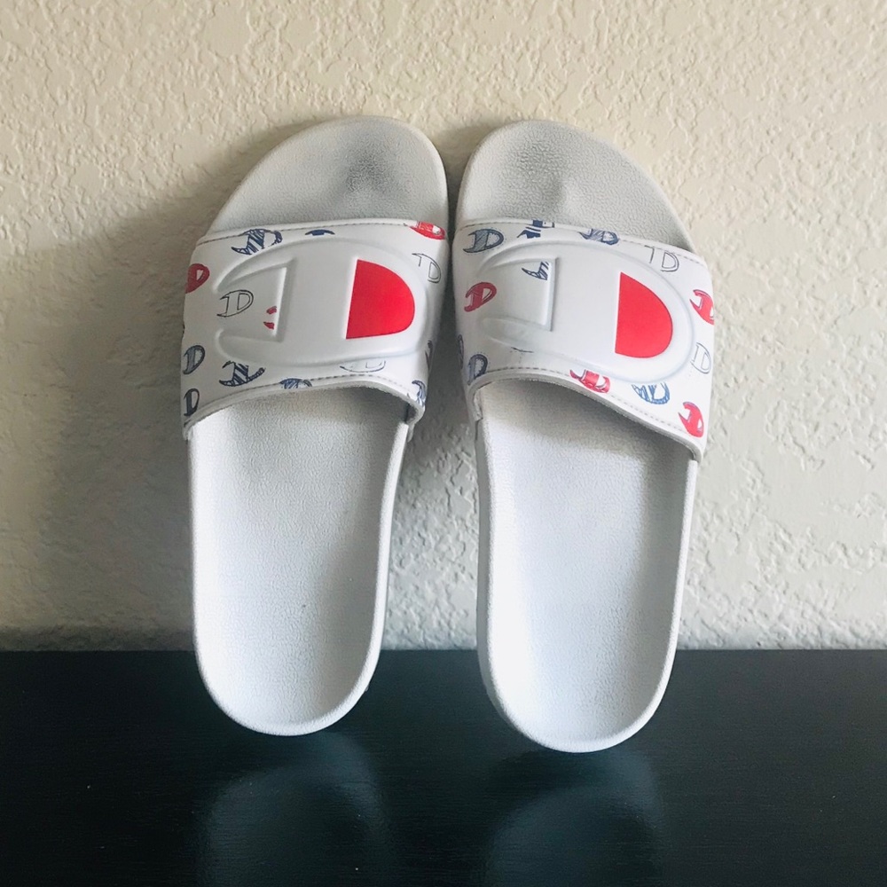 Unisex slip ons